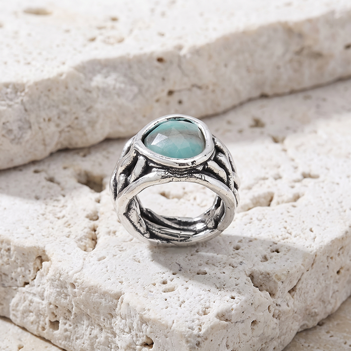 Anillo Enraizado