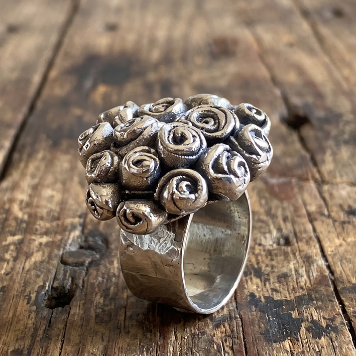 Anillo Florecer